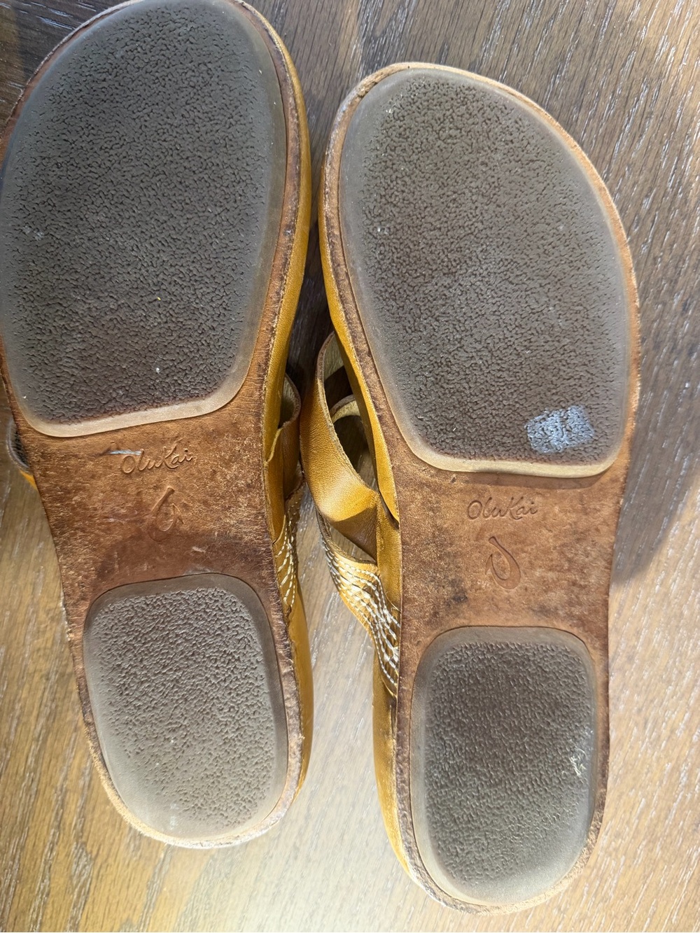 OluKai Yellow Tan Leather Thong Sandals - Picture 3 of 6